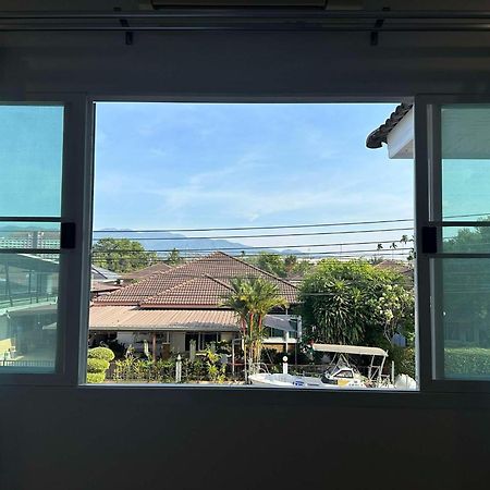 White Haven - Homestay For Ladies, Couple, Family チャンタブリー エクステリア 写真